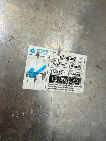 6 x Prolyte Base 30V - Truss Basisplaat beschikbaar voor biedingen