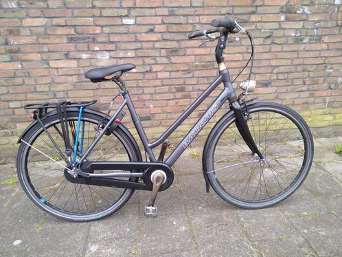Nette Damesfiets 28 inch Batavus Dinsdag Light, Fietsen en Brommers, Fietsen | Dames | Sportfietsen en Toerfietsen, Zo goed als nieuw
