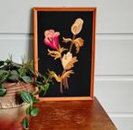 Vintage geborduurd schilderij in houten lijst - bloemen, Ophalen of Verzenden, Gebruikt