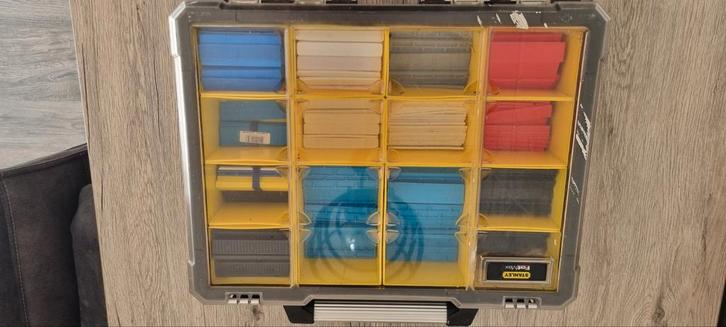 Stanley FatMax Gereedschapskoffer Gevuld met glasblokjes, Doe-het-zelf en Verbouw, Gereedschapskisten, Gebruikt, Gevuld, Ophalen
