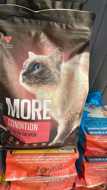 More Conditie Zalm 2 kg beschikbaar voor biedingen