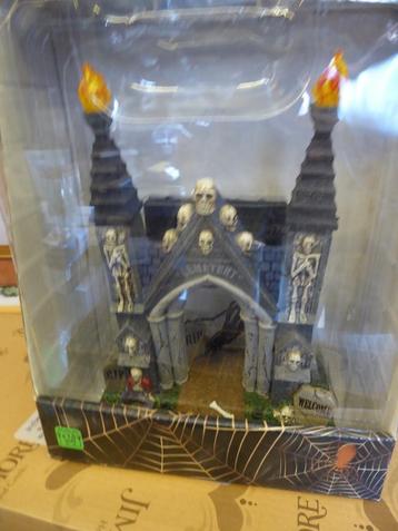Lemax Halloween Kerstdorp Item  -- Cemetery gate beschikbaar voor biedingen