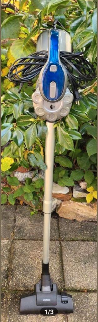 Huyndai Steelstofzuiger  beschikbaar voor biedingen