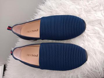 Te Koop: RAPOSOUL Schoenen,  mt 41. Donkerblauw.  beschikbaar voor biedingen