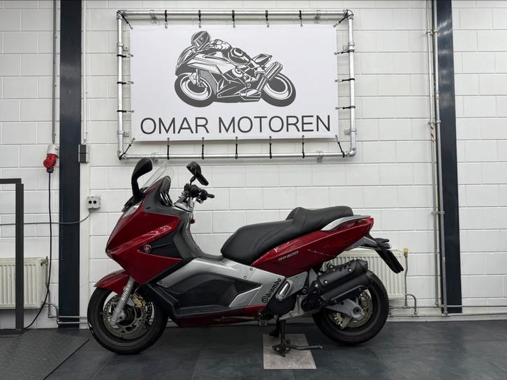 🚀Gilera gp 800🚀, Motoren, Motoren | Overige merken, Bedrijf, Scooter, Ophalen of Verzenden