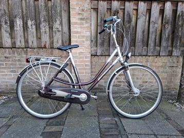 Nette damesfiets/stationsfiets Batavus Staccato 28" 57cm  beschikbaar voor biedingen