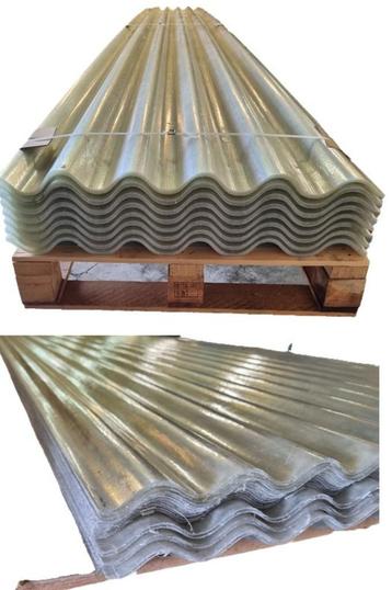 Polyester golfplaten lichtdoorlatend € 10,- per m2 incl. btw beschikbaar voor biedingen