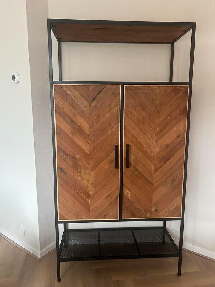 industriële visgraat kast met stalen frame, Huis en Inrichting, Kasten | Overige, Zo goed als nieuw, Ophalen