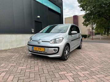 Volkswagen up! 1.0 high up! Navi Airco 5drs trekhaak cruise beschikbaar voor biedingen