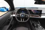 BMW 5 Serie Touring 530e M Sport Automaat / Panoramadak / Tr, Automaat, Achterwielaandrijving, Zwart, 4 cilinders
