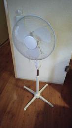 Staande ventilator - Wit, Witgoed en Apparatuur, Ventilatoren, Ophalen of Verzenden, Gebruikt, Statiefventilator
