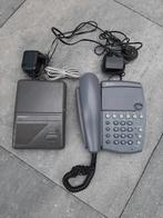 Oude telefoon van ptt, Telecommunicatie, Vaste telefoons | Handsets en Draadloos, Ophalen, 1 handset