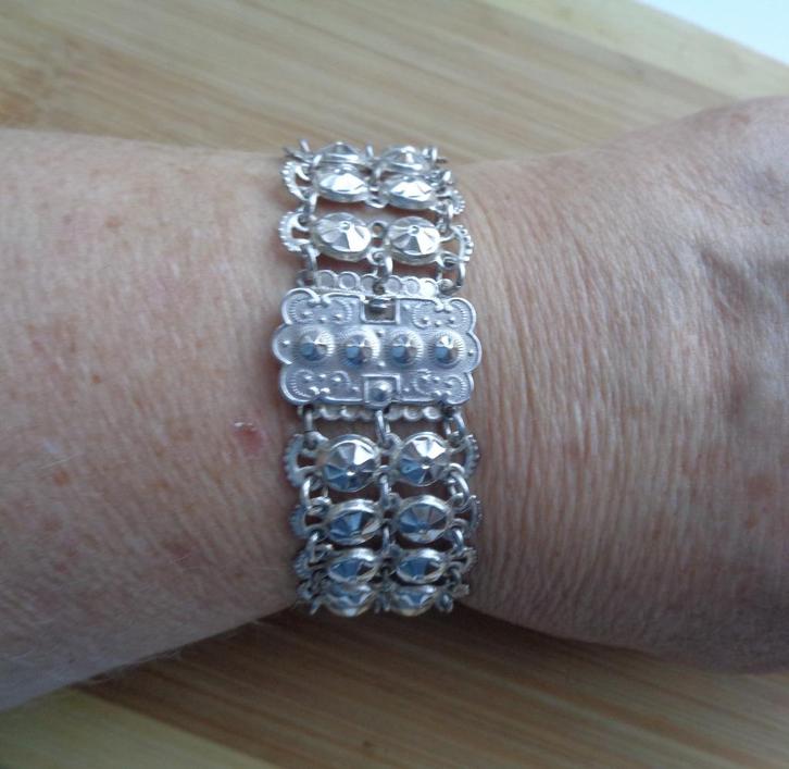 zilveren Friese dracht armband [071], Sieraden, Tassen en Uiterlijk, Armbanden, Zo goed als nieuw, Zilver, Zilver, Verzenden