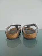 GRATIS VERZENDEN | BIRKENSTOCK leren zilveren slippers 37, Kleding | Dames, Schoenen, Slippers, Zo goed als nieuw, Birkenstock