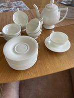 10 pers. theeservies Hutschenreuther Bone China Germany, Ophalen of Verzenden, Zo goed als nieuw, Effen, Porselein