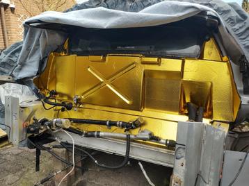 Hitte reflecterende zelfklevende folie goud 400 C   beschikbaar voor biedingen