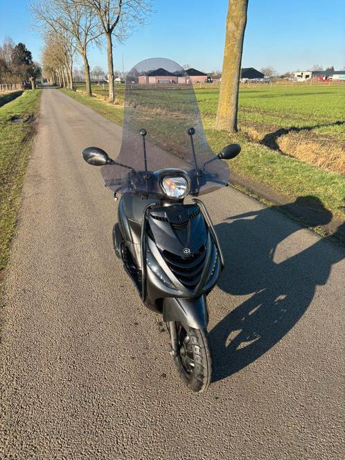 Piaggio Zip - full options - carbon kappenset - 11555km, Fietsen en Brommers, Scooters | Piaggio, Zo goed als nieuw, Zip, Ophalen of Verzenden
