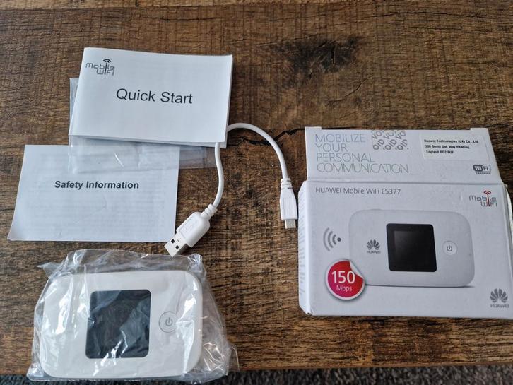 Huawei mobile WiFi E5377, Caravans en Kamperen, Kampeeraccessoires, Zo goed als nieuw, Ophalen of Verzenden