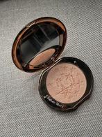 Charlotte Tilbury Hollywood Highlighter, Sieraden, Tassen en Uiterlijk, Uiterlijk | Cosmetica en Make-up, Goud, Gehele gezicht