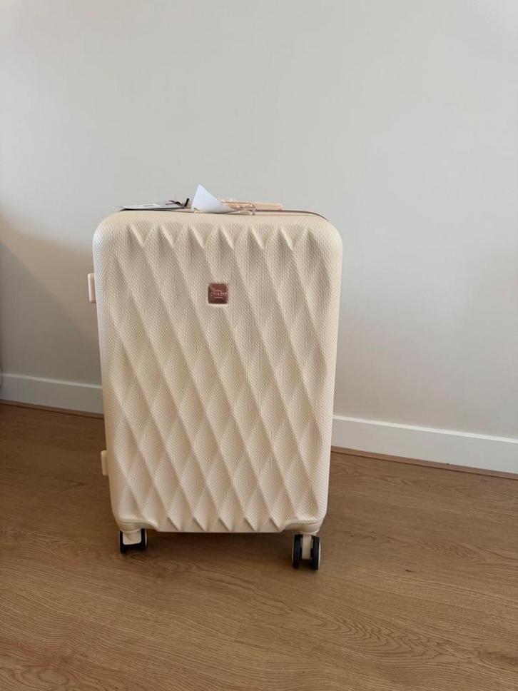 Charm London koffer / Beige/roze / Medium TSA slog, Sieraden, Tassen en Uiterlijk, Koffers, Nieuw, Hard kunststof, 60 tot 70 cm