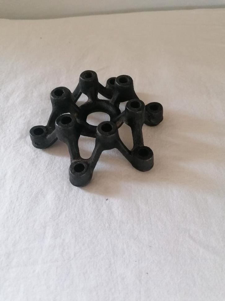 Danks design spider kandelaar gietijzer Jens Quistgaard 1962, Antiek en Kunst, Antiek | Kandelaars, Koper of Brons, Ophalen of Verzenden