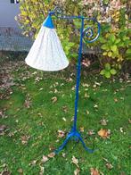 Smeedijzeren blauwe vloerlamp met stoffen kap, Huis en Inrichting, Lampen | Vloerlampen, Ophalen, Gebruikt, 100 tot 150 cm, Vintage