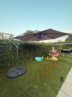 Mooie grote  parasol, Tuin en Terras, Ophalen, Zo goed als nieuw, Zweefparasol
