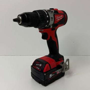 Milwaukee M18 BLPD2 Slagboor + 5.Ah 18v Accu | Nette staat beschikbaar voor biedingen