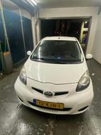 Toyota Aygo 1.0 12V Vvt-i 5DRS 2009 Wit APK TOT 10-12-2026, Voorwielaandrijving, Stof, 4 stoelen, Origineel Nederlands