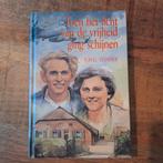 J.G. Veenhof - Toen het licht van de vrijheid ging schijnen, Ophalen of Verzenden, Zo goed als nieuw, J.G. Veenhof