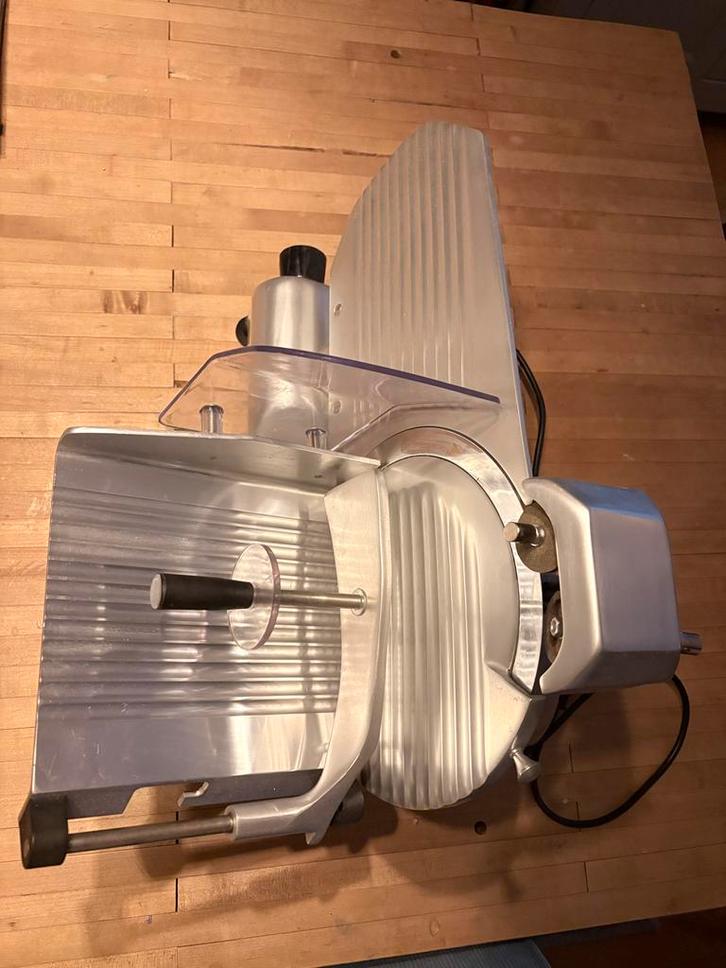 Hendi Vleessnijmachine - Professioneel, Huis en Inrichting, Keuken | Keukenbenodigdheden, Gebruikt, Ophalen of Verzenden