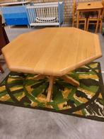 Massief eiken 6 hoekige eettafel 120 cm van zijde tot zijde, Huis en Inrichting, Tafels | Eettafels, Ophalen, Gebruikt, 100 tot 150 cm