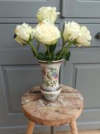 Vintage Vaas met Bloemmotief, Gebruikt, Overige kleuren, Aardewerk of Porselein, Ophalen of Verzenden