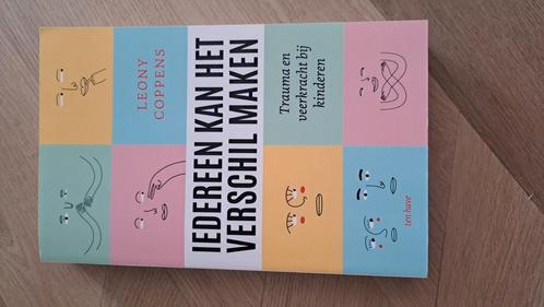 Leony Coppens - Iedereen kan het verschil maken, Boeken, Psychologie, Zo goed als nieuw, Ophalen of Verzenden