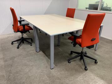Vepa verstelbare bureau's - 160x80cm beschikbaar voor biedingen