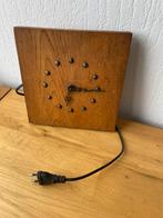 Houten klok met stekker, Ophalen of Verzenden