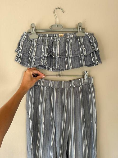 Blauw wit gestreepte set two piece co ord maat XS/S, Kleding | Dames, Broeken en Pantalons, Zo goed als nieuw, Maat 34 (XS) of kleiner