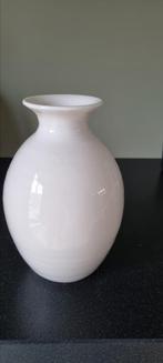 Crèmekleurige vaas, Overige kleuren, Ophalen of Verzenden, Minder dan 50 cm, Glas