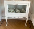 Vintage wit theekastje inclusief theeset., Ophalen, Gebruikt, Met klep(pen), 50 tot 100 cm
