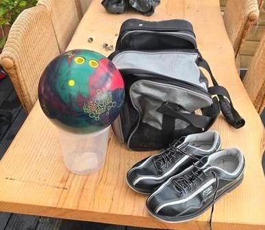 Compleet Bowling Set: Bal, Tas & Schoenen, Sport en Fitness, Bowlen, Gebruikt, Bal, Ophalen