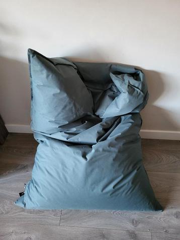 Grijze Zitzak - Groot Formaat beschikbaar voor biedingen