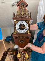 Antieke Zaanse klok met Atlas, Antiek en Kunst, Antiek | Klokken, Ophalen of Verzenden