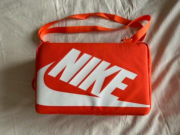 Nike shoe box NIEUW! beschikbaar voor biedingen