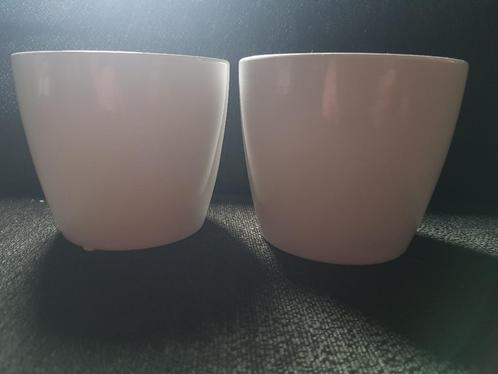 2 witte, ronde, aardewerken bloempotten (hoogte 10 cm/diamet, Tuin en Terras, Bloempotten, Gebruikt, Aardewerk, Binnen, Balkon