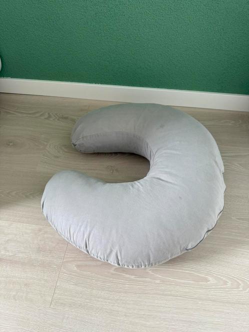 Voedingskussen IKEA – met afneembare en wasbare hoes, Kinderen en Baby's, Babyvoeding en Toebehoren, Gebruikt, Voedingskussen