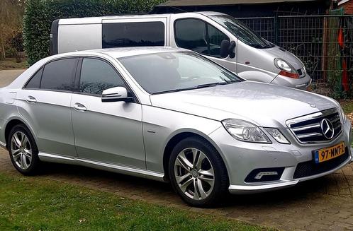 Nette Mercedes-Benz E-Klasse E200cgi Sedan, Auto's, Mercedes-Benz, Particulier, E-Klasse, ABS, Airbags, Airconditioning, Bluetooth