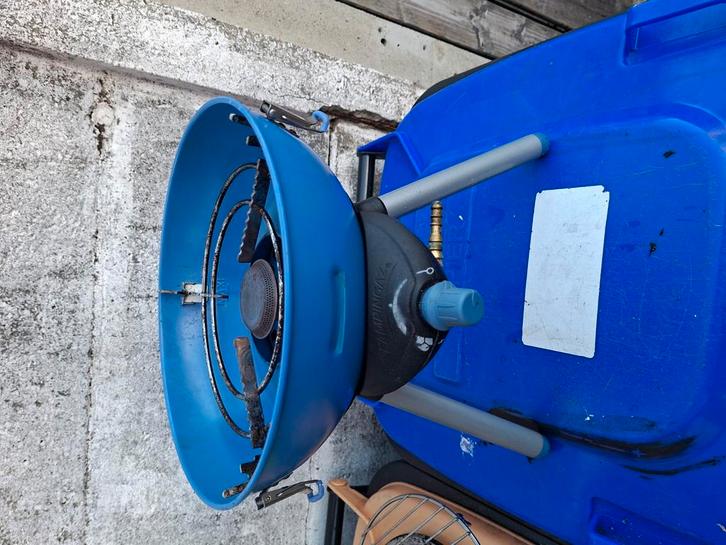 Handige bbq , ideaal voor de campeerder met weinig ruimte, Caravans en Kamperen, Kampeeraccessoires, Gebruikt, Ophalen of Verzenden