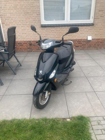 Peugeot v clic beschikbaar voor biedingen