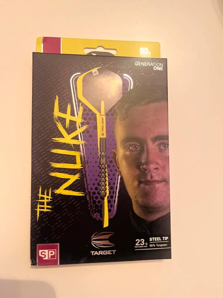 Luke Littler 23g gen1 (Nieuw), Sport en Fitness, Darts, Nieuw, Pijlen, Verzenden