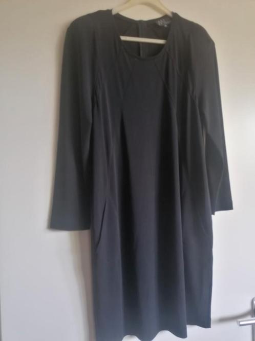 ML Collection mooie jurk/ maat 40, Kleding | Dames, Jurken, Zo goed als nieuw, Maat 38/40 (M), Zwart, Knielengte, Verzenden